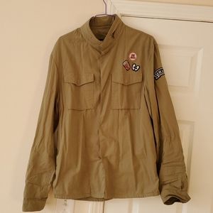 Zara slim fit shirt sz On tag L,  fit more like M